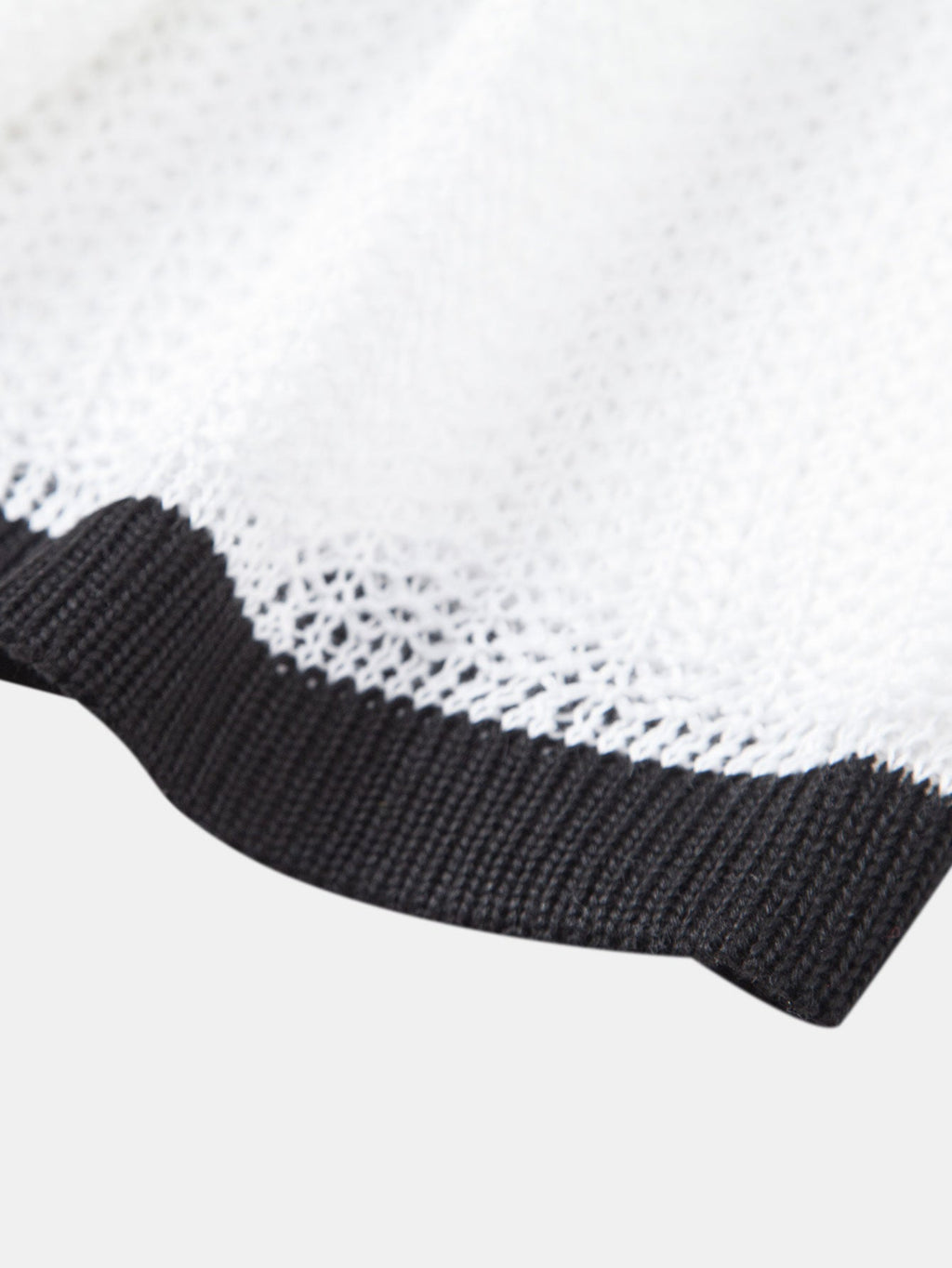 Contrast Trim Deep V Neck Textured Knit T-Shirt