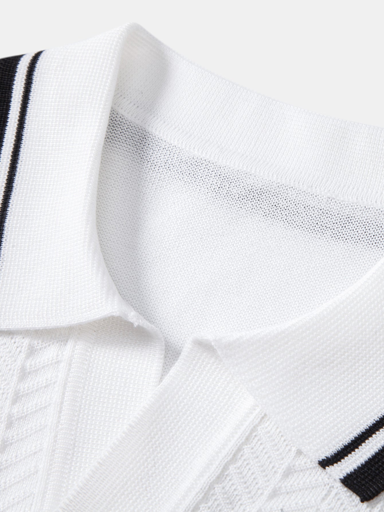 Contrast Textured Jacquard V Neck Knit Polo & Slim Fit Tapered Trousers